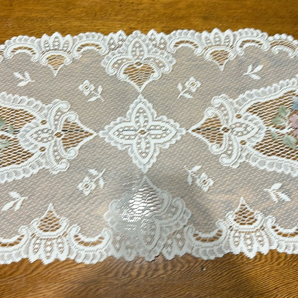 #22 32”x 14.5” Floral doliy with scalloped edges white with water color flowers